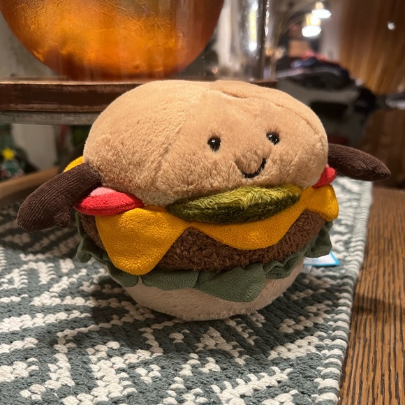JELLYCAT AMUSEABLES - NWT CHEESEBURGER PLUSHIE! OUT OF STOCK COLLECTIBLE! - Picture 3 of 14